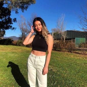 Meet your Posher, Robin